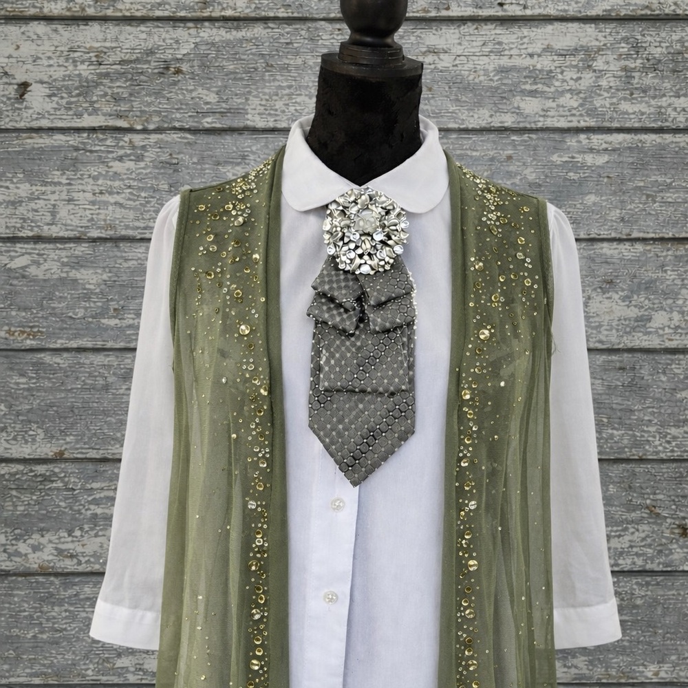 BIG BLING Necktie Necklace with Rhinestone Brooch and Chain OOAK - WOWSERS! - Picture 3 of 10